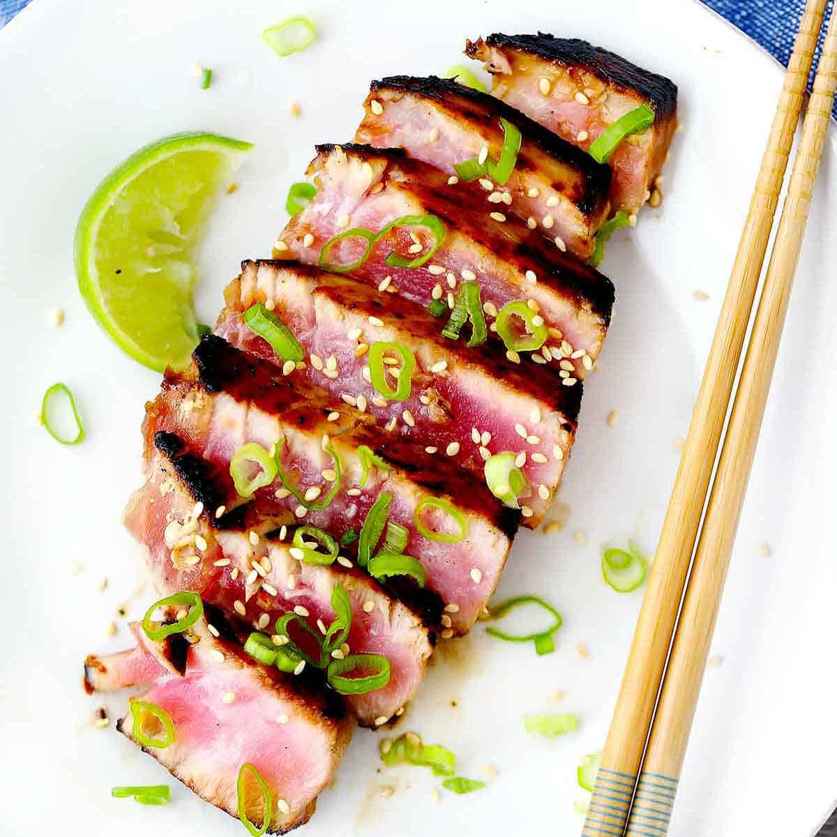 Six-Minute Seared Ahi Tuna: Achieve Perfect Crust & Rare Middle